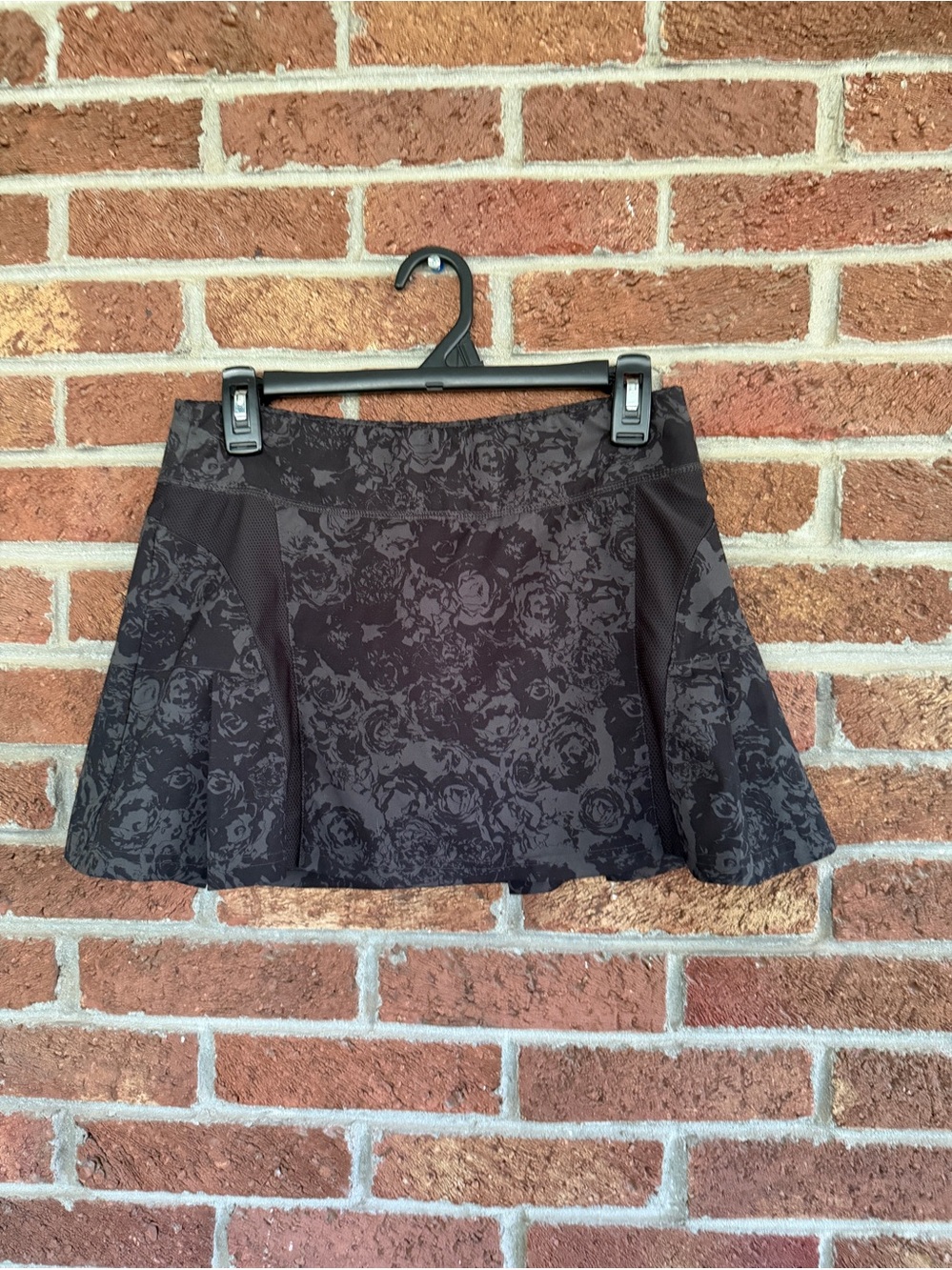 Prince Floral Print Black A-Line Women's Skort.  Tennis. Athletic.  Small.